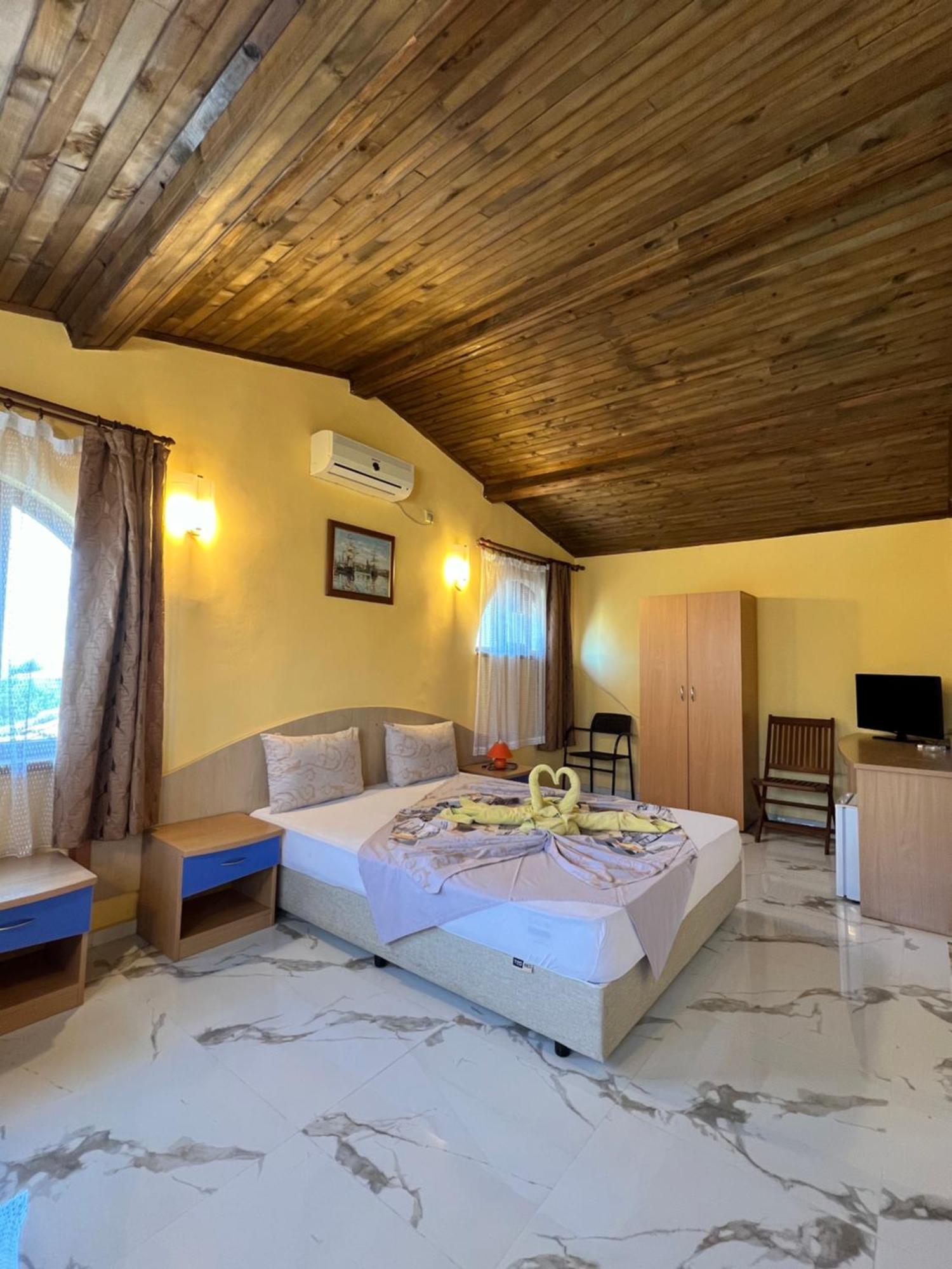 Paradise Czernomorec Zewnętrze zdjęcie