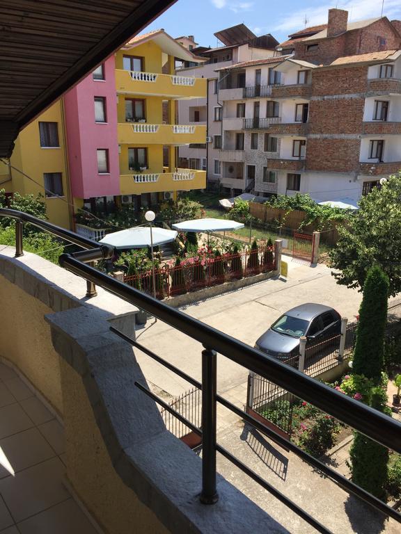 Paradise Czernomorec Zewnętrze zdjęcie