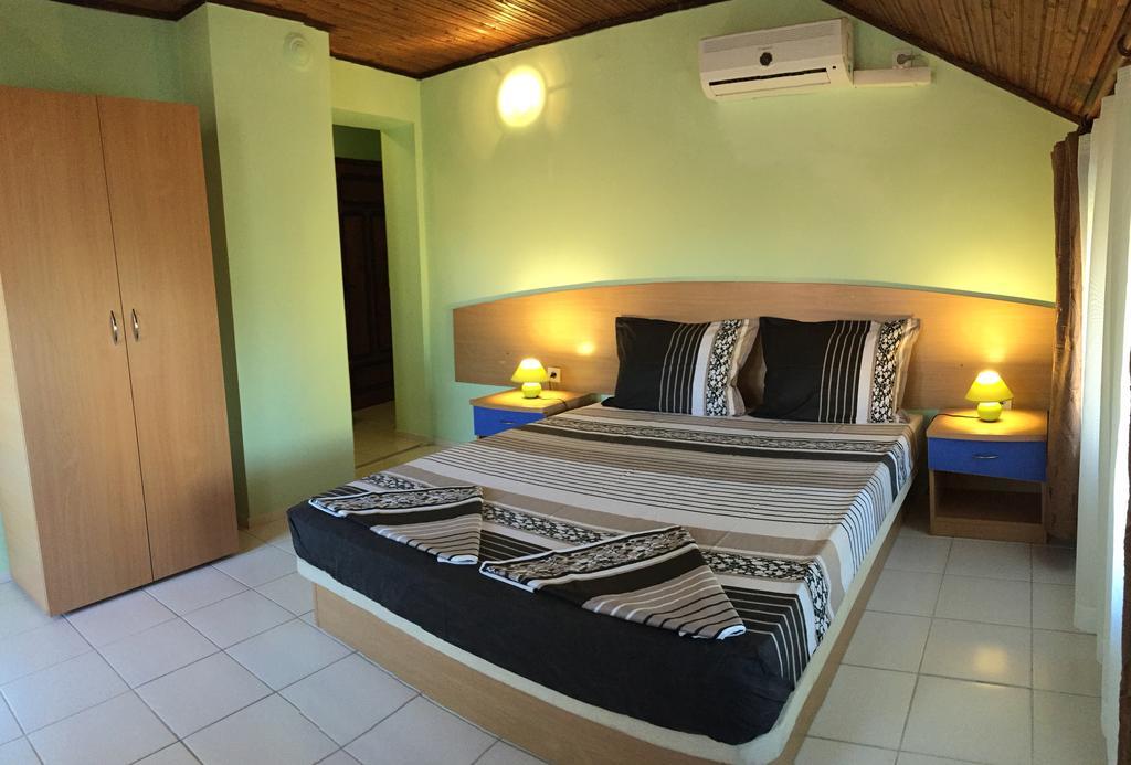 Paradise Czernomorec Zewnętrze zdjęcie
